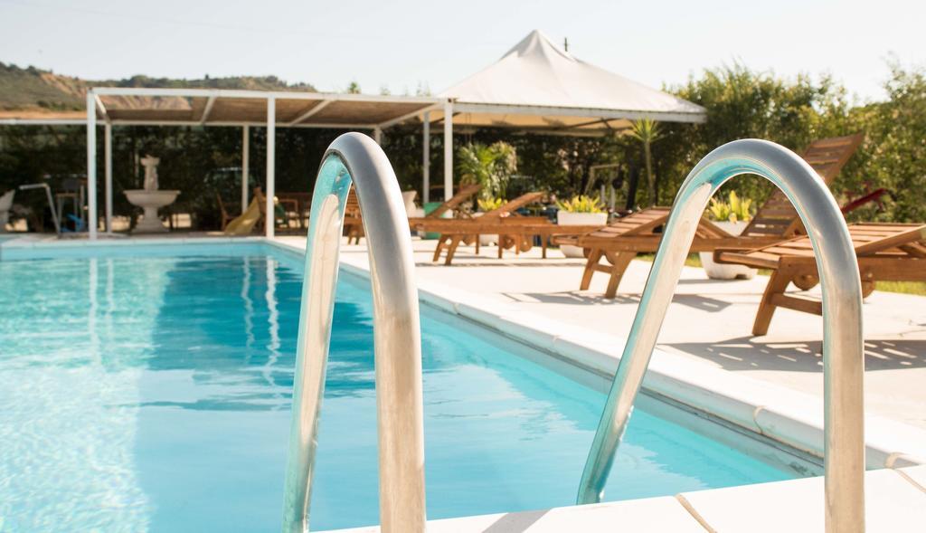 Fontana La Pietra Villa Pisticci Kültér fotó